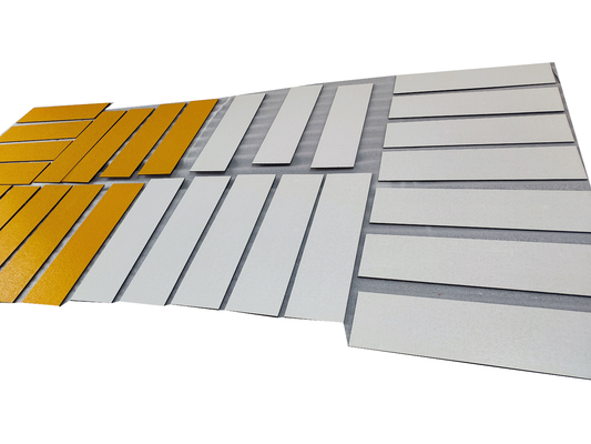 Medidor retrorreflector com grande ângulo de incidência para armazenamento de dados de medição precisos