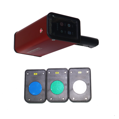 Medidor de distância a laser portátil amarelo cinza e placa de calibração para cálculo preciso da distância