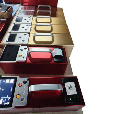 Temperatura ambiente de menos 15 a mais 60 graus Retroreflector Meter, incluindo 16G espaço de armazenamento de dados que suportam avaliações do coeficiente de brilho de retrorreflexão